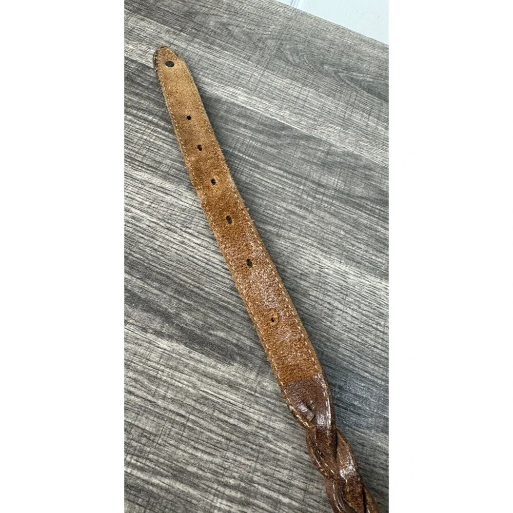 Unbranded leather belt